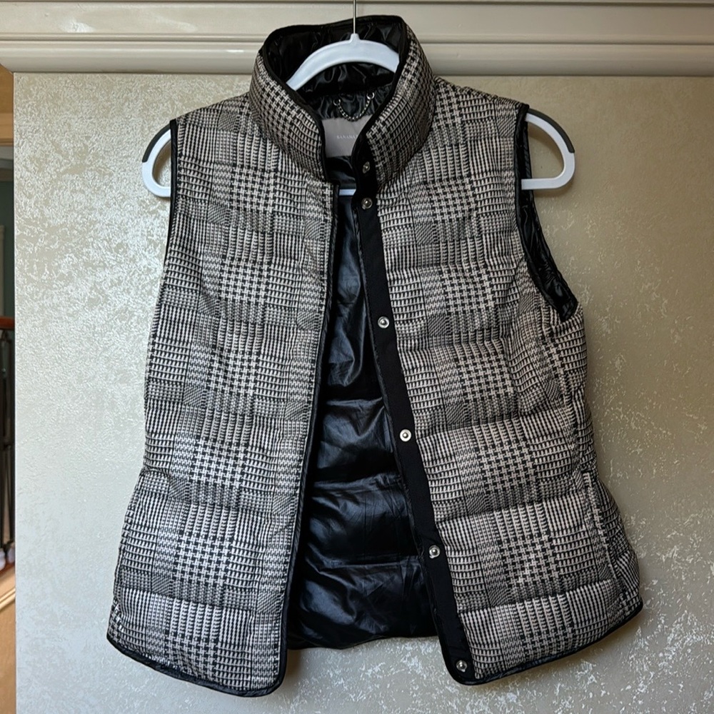 Banana Republic Down Vest